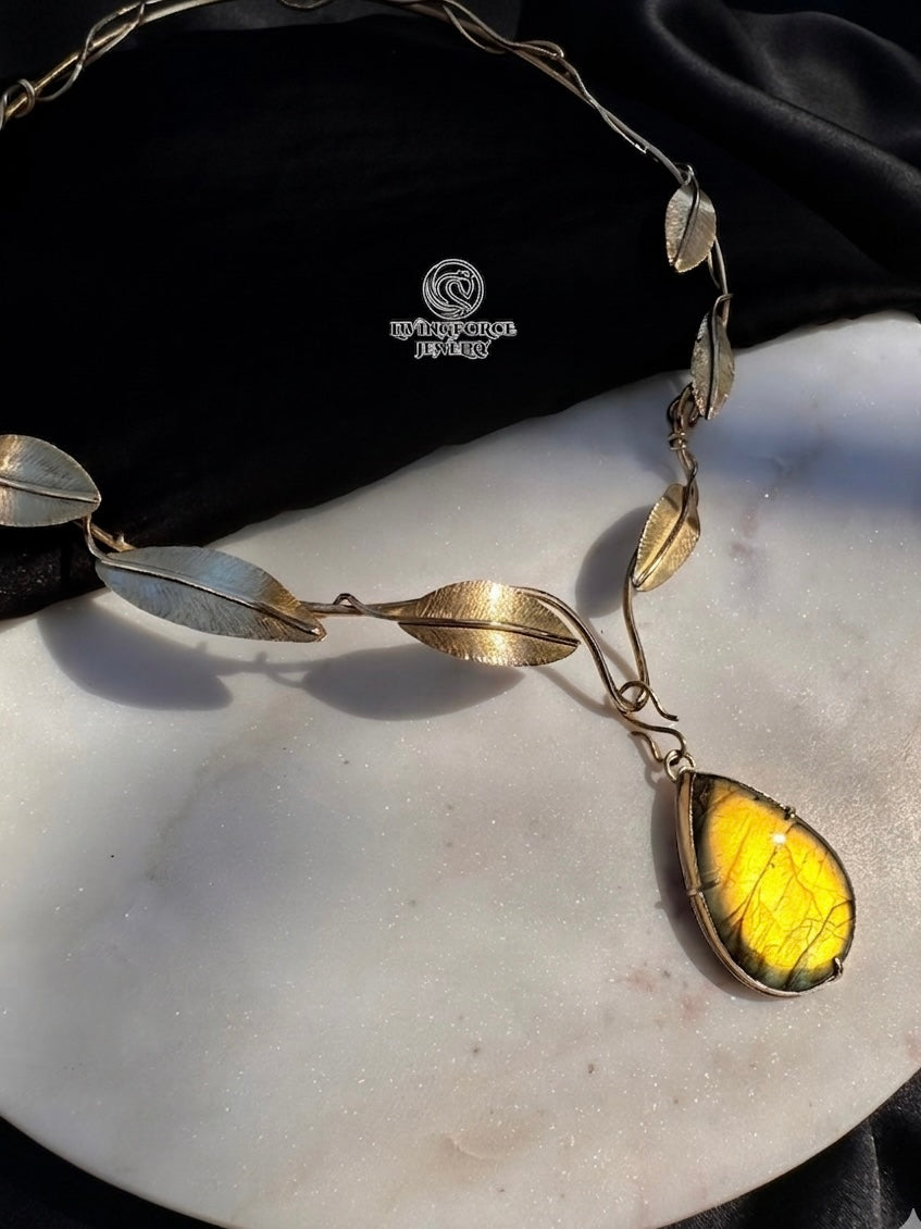 Laurel of Victory

Statement Torc Necklace