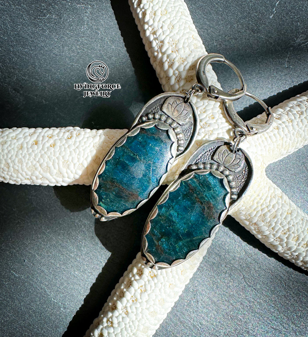 Sokko Talisman Apatite Earrings