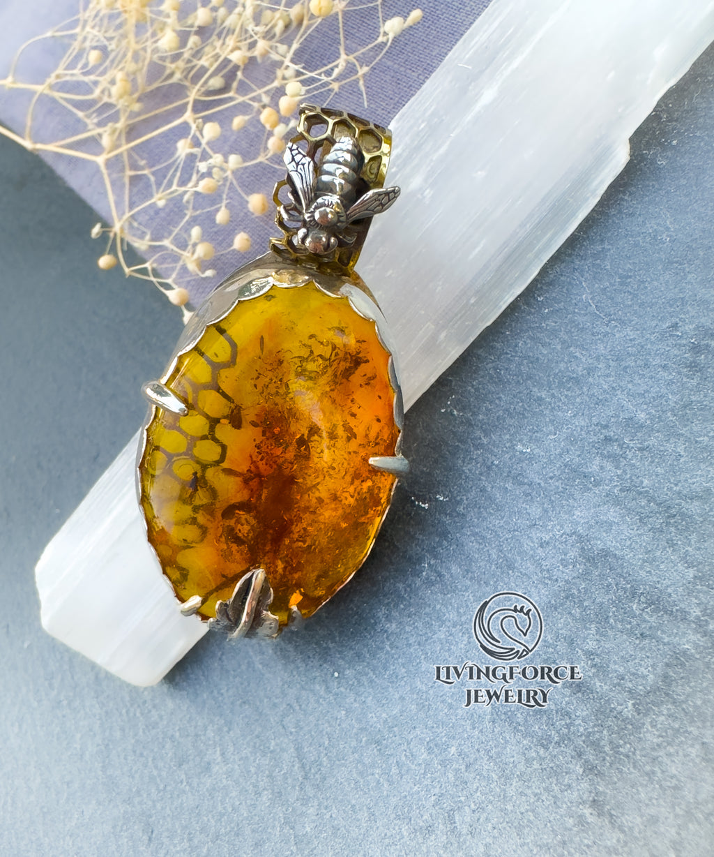 Apis Aureus Talisman, Amber pendant