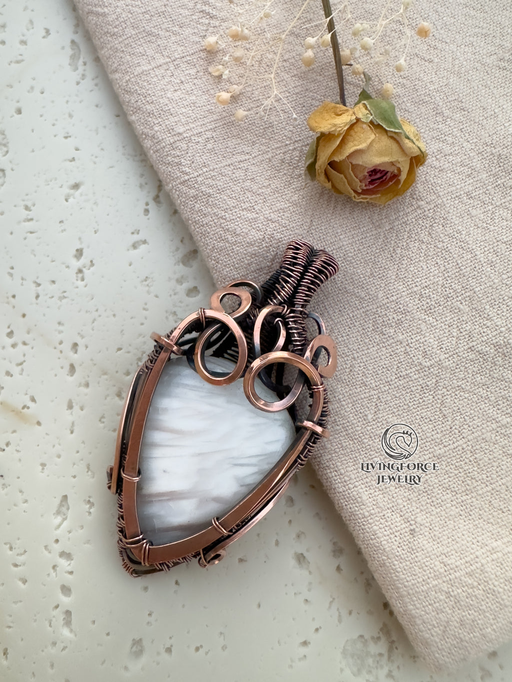 Dayaa Talisman, Scolesite in Copper