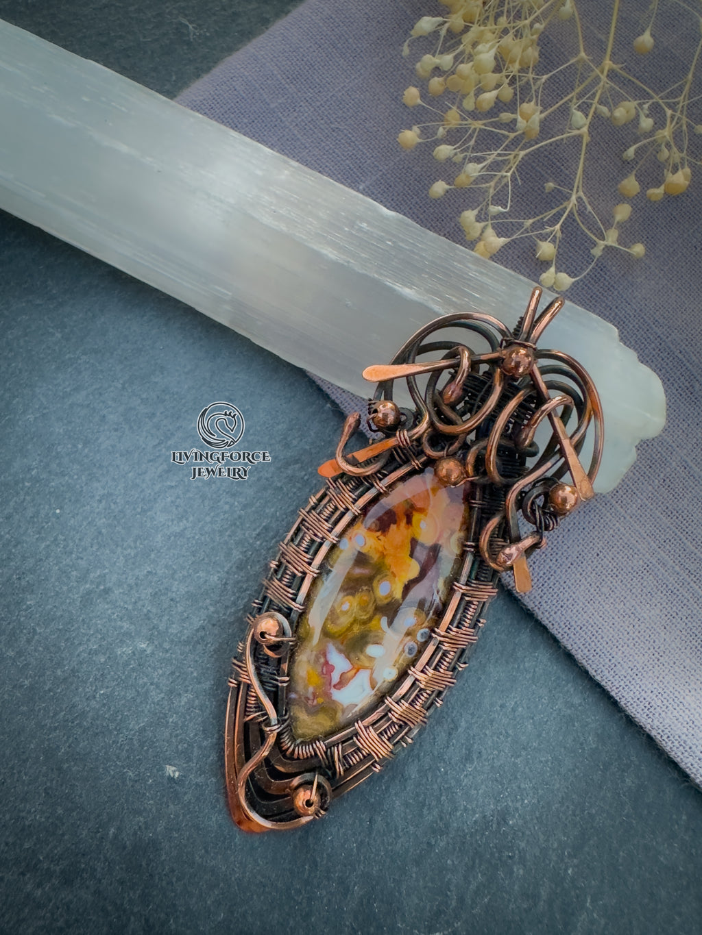 Queen Isabella Talisman, Palm root agate Pendant