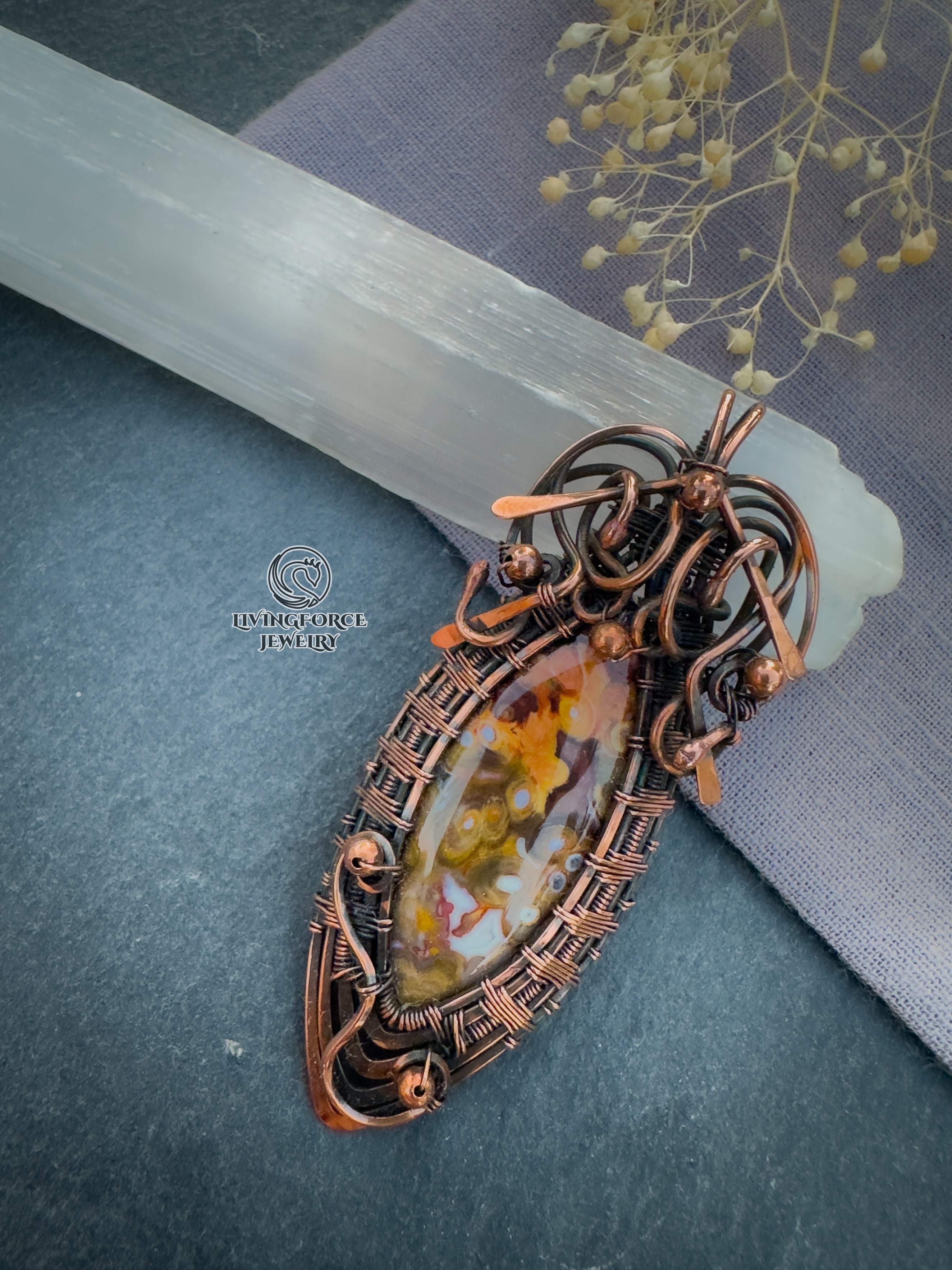Queen Isabella Talisman, Palm root agate Pendant